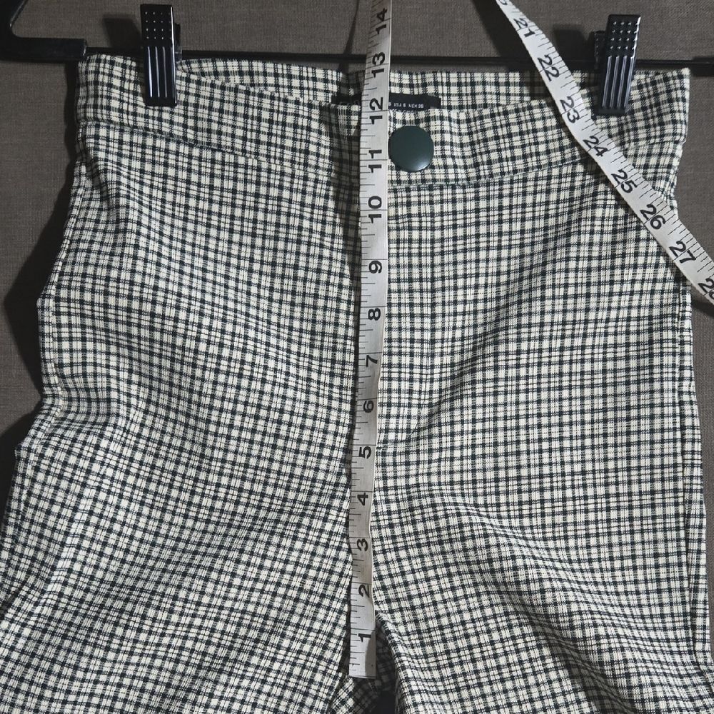 Zara Dark Green and Cream Checkered/Plaid Cropped Pants - Picture 13 of 15